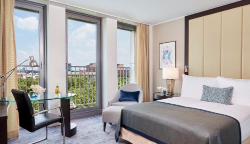 Superior Queen Room