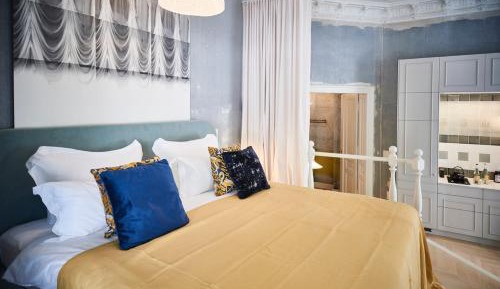 Two-Bedroom Apartment - Tschaikowskistr. 19