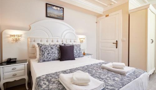 Double Room Basement Floor