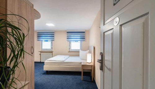 Economy Single Room
