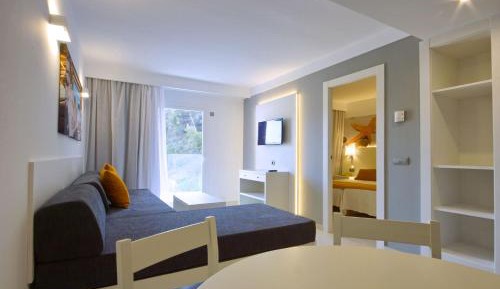 Junior Suite with Balcony