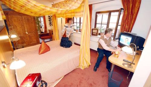 Large Double Room