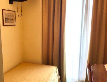 Small Single Room