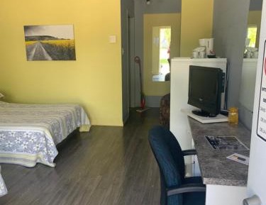 Family Room with Private Bathroom