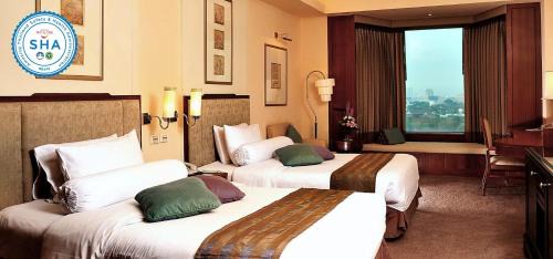 Executive Deluxe Double or Twin Room