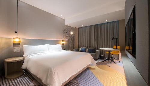 Standard King Room - Accessible