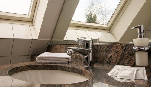 Standard Single Room with Shower