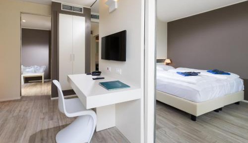 Suite with View - Annex