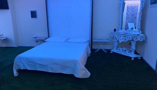 King Room with Spa Bath
