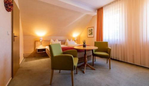 Large Double Room