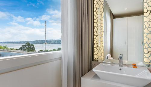 Double Room with Lake View