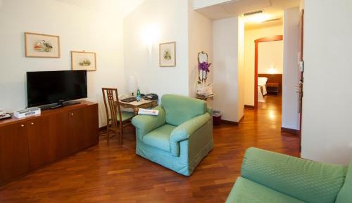 One-Bedroom Suite