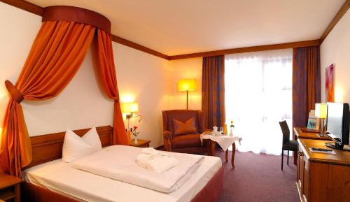 Large Single Room