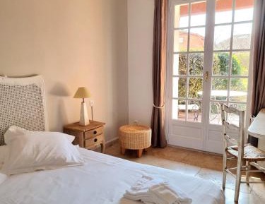 Comfort Double Room with Garden View