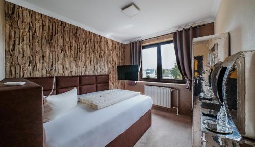 Small Double Room