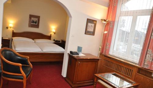Triple Room with Mountain View
