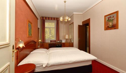 Small Double Room