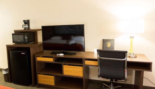 Queen Room with Two Queen Beds - Mobility Access/Non-Smoking