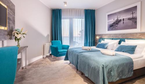 Deluxe Double Room with Balcony and Sea View
