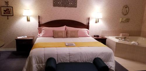 Lilac Suite