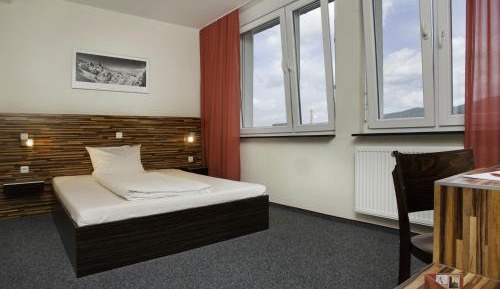 Superior Queen Room