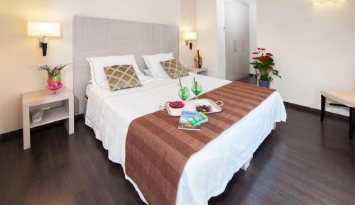 Junior Suite (2 Adults)