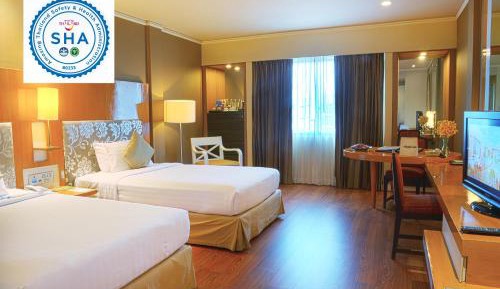 Superior Double or Twin Room with City View