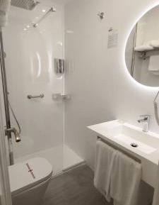 Double or Twin Room with Terrace Sea View