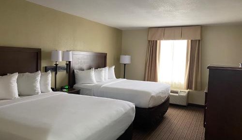 Queen Room with Two Queen Beds - Non-Smoking