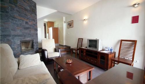 Duplex Apartment (3 Adults)