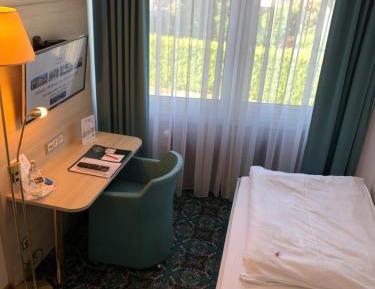 Classic Single Room
