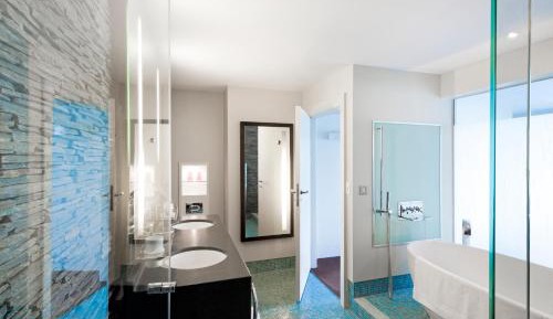 Balcony Suite