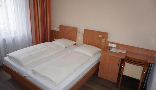 Double Room with Shared Bathroom