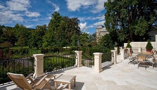 Two Bedroom Royal Garden Suite 