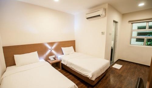 Standard Twin Room