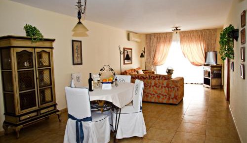 Luxury Two-Bedroom Apartment