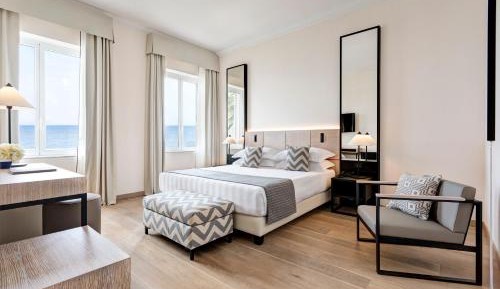 Superior Double or Twin Room with Sea View