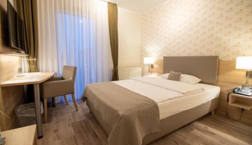 Superior Queen Room