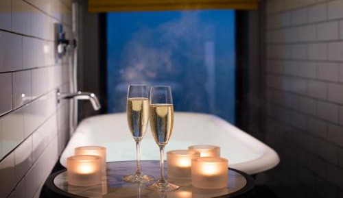 Signature Suite