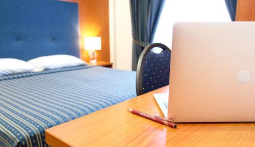 Double or Twin Room with parking included	