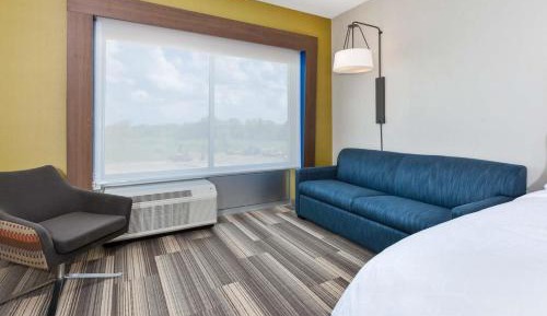 Queen Suite with Two Queen Beds