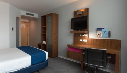 Standard Room with Free Breakfast