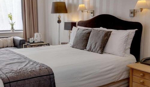 Standard Double Room with Double Bed - Non-Smoking