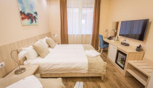 Luxury Triple Room