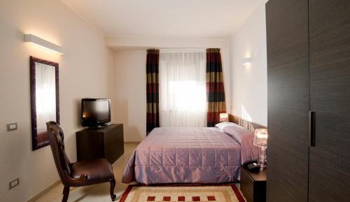 Double Room (1 Adult)