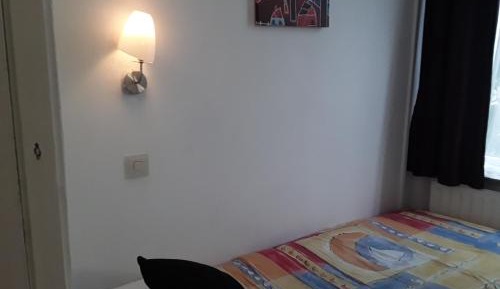 Single Room with Private Bathroom