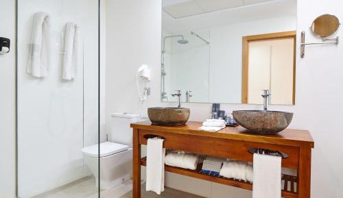 Special Package - Triple Room with Sea View