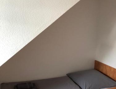 Small Single Room