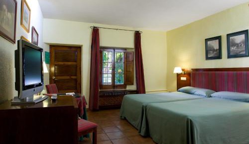 Double Room (2 Adults + 1 Child )
