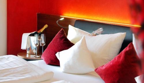 Luxury Suite with Spa Bath